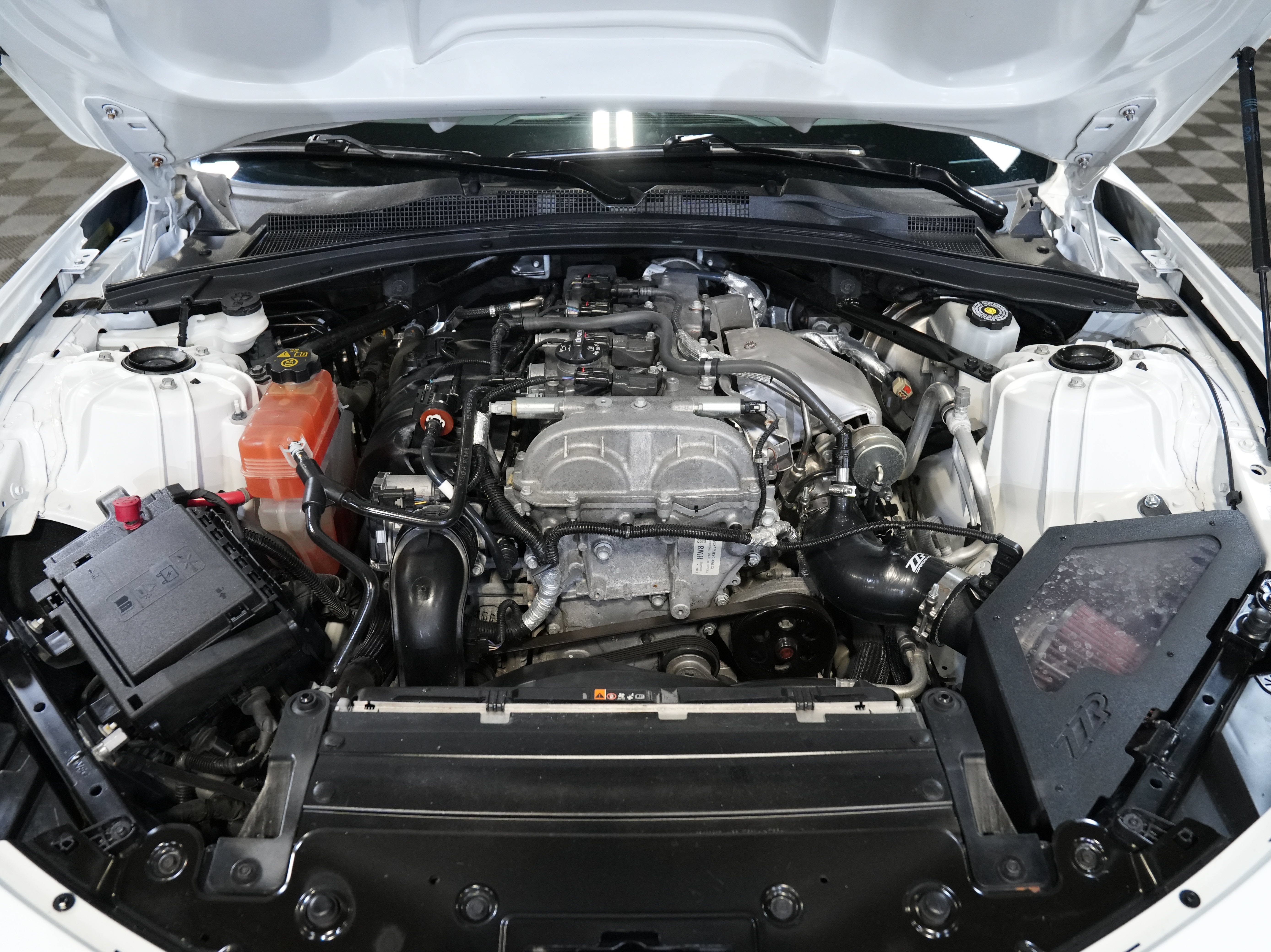 Used 2019 Chevrolet Camaro LS RWD image 40