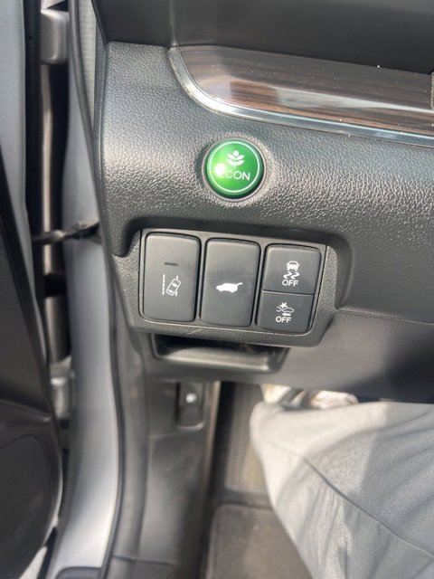 Used 2016 Honda CR-V Touring image 3