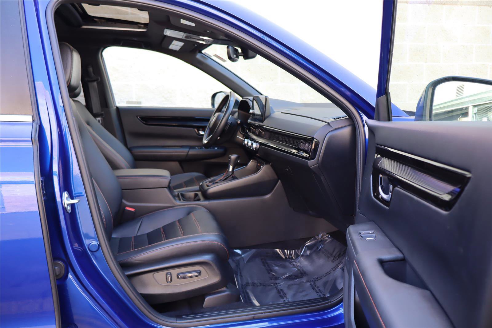 Used 2023 Honda CR-V Sport Touring image 25