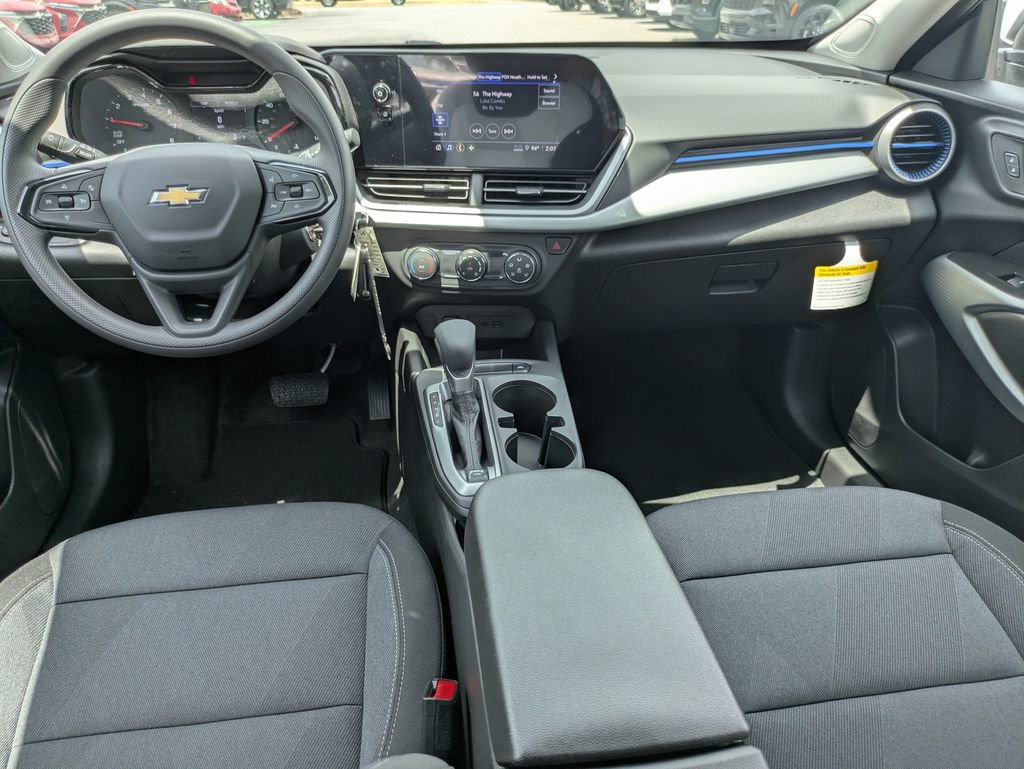 New 2026 Chevrolet Trax LT FWD image 15