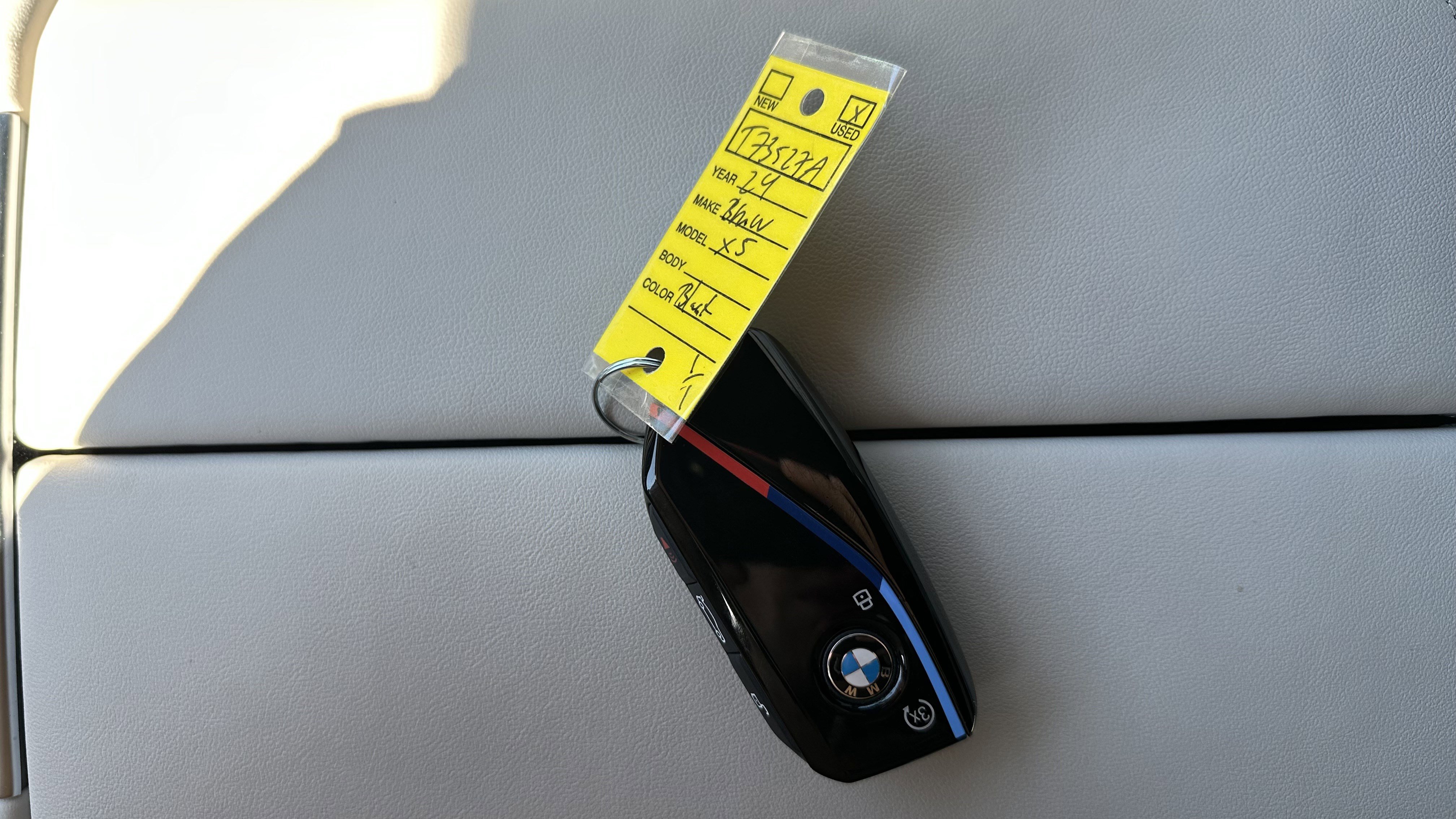 Used 2024 BMW X5 M60i image 17