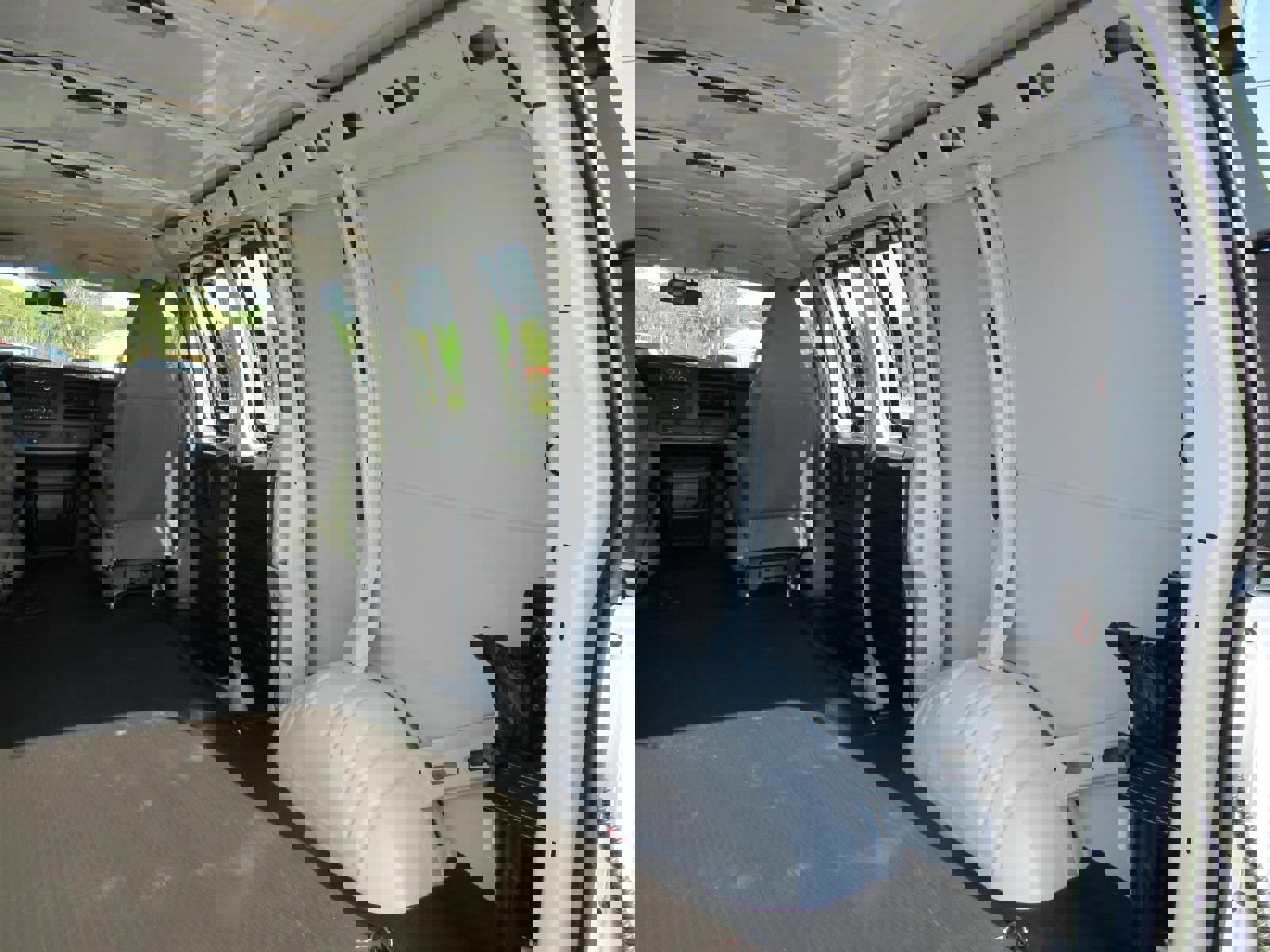 New 2026 Chevrolet Express 2500 w/ Driver Convenience Package image 16