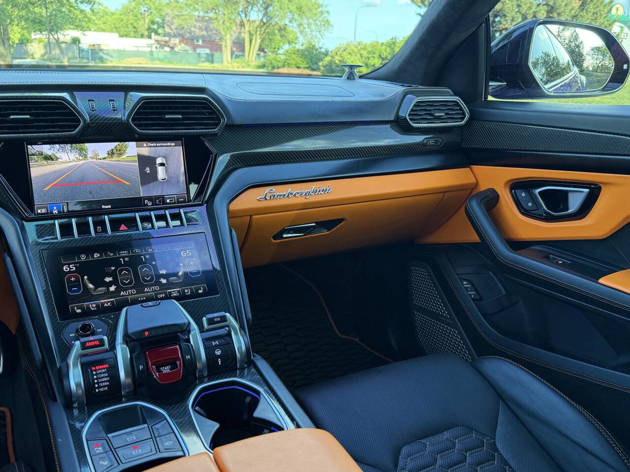 Used 2022 Lamborghini Urus image 28