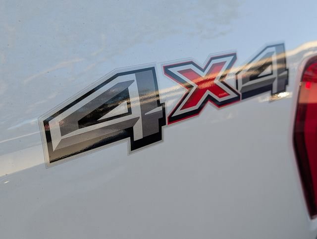 Used 2023 Ford F150 Lariat w/ Trailer Tow Package image 19