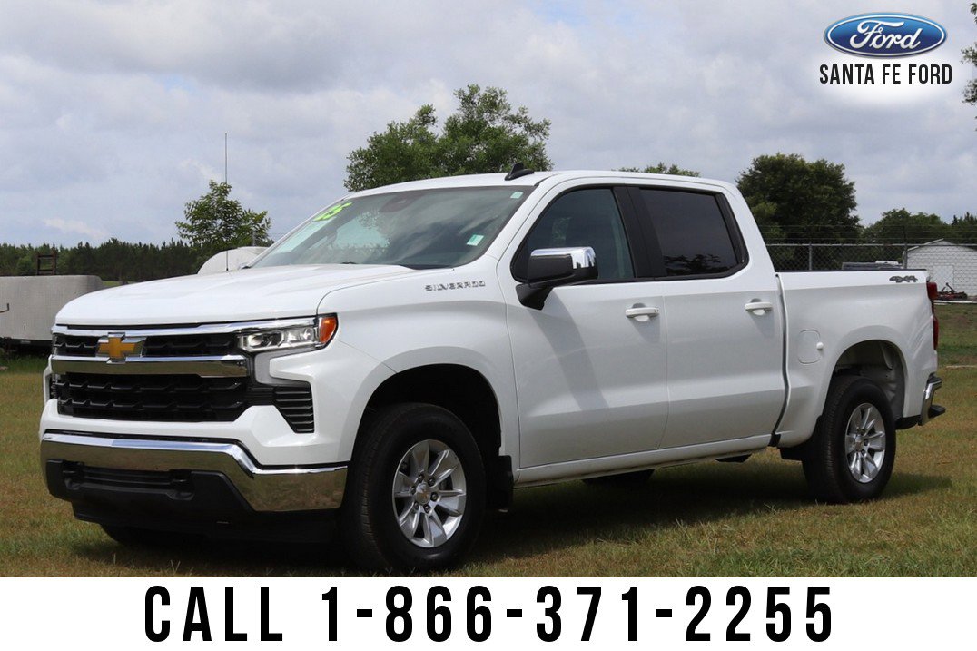 Used 2025 Chevrolet Silverado 1500 LT image 4