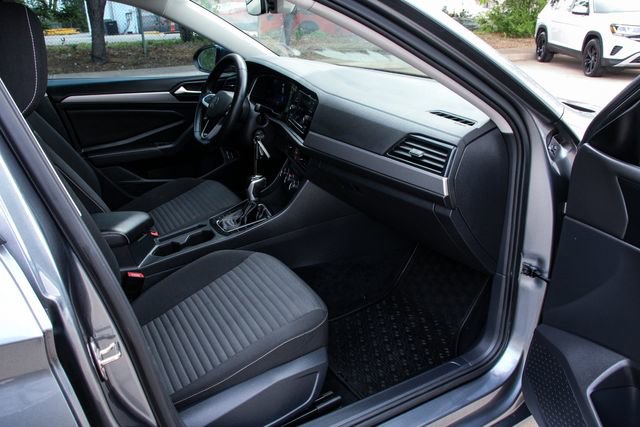Used 2022 Volkswagen Jetta S image 25