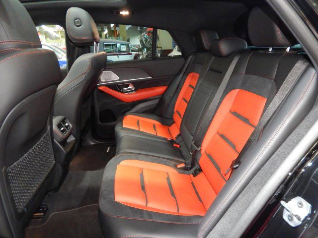 Used 2023 Mercedes-Benz GLE 53 AMG AMG GLE 53 AWD image 38