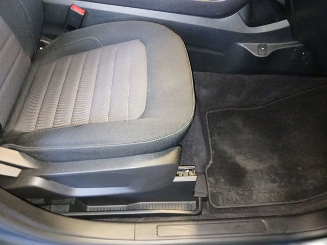 Certified 2024 Ford Edge SE image 50