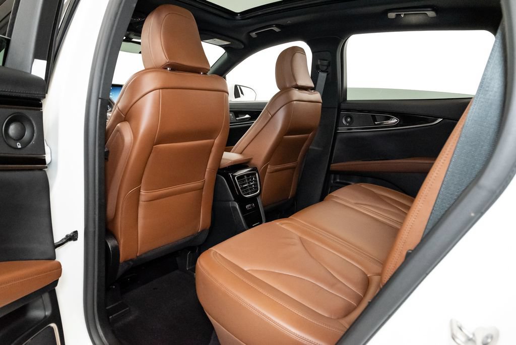 Used 2023 Lincoln Nautilus Reserve w/ Equipment Group 201A AWD/4WD image 24