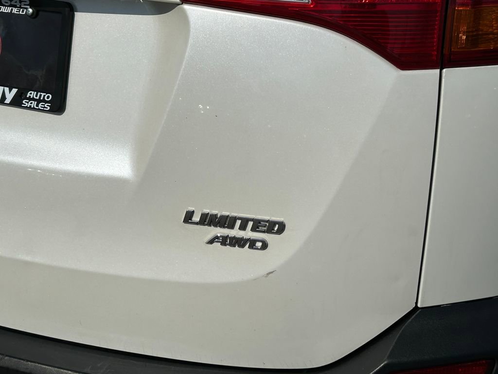 Used 2013 Toyota RAV4 Limited image 15