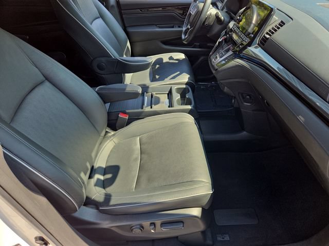 Used 2023 Honda Odyssey Elite image 19