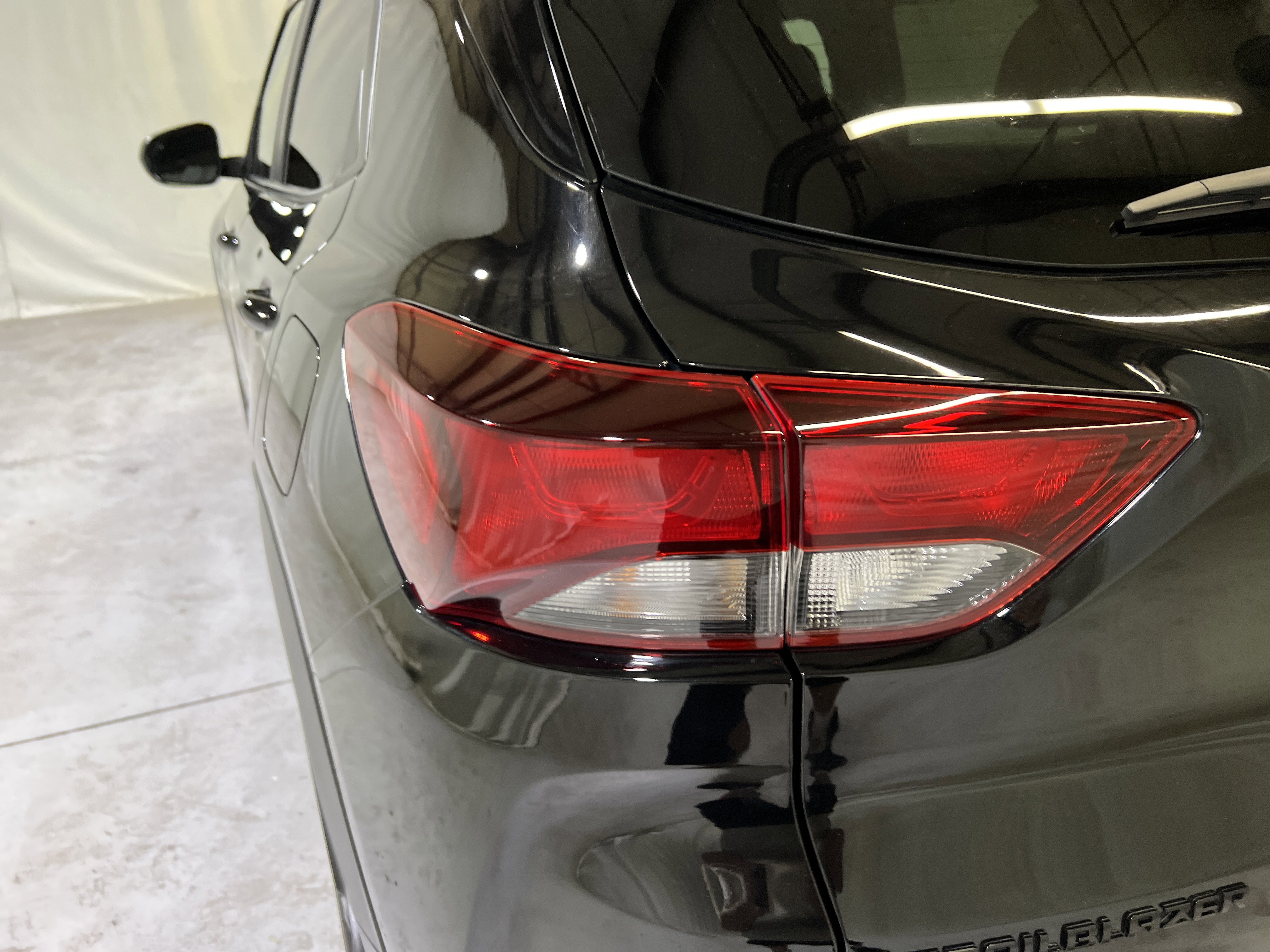 Used 2023 Chevrolet TrailBlazer LT w/ Convenience Package FWD image 10