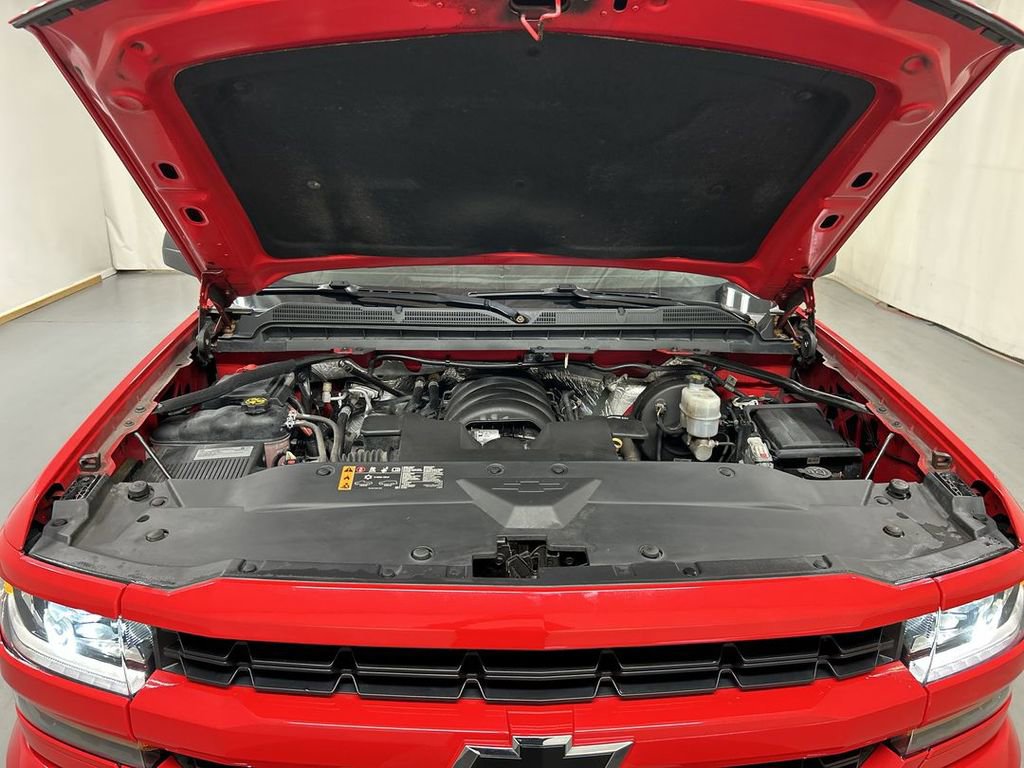 Used 2018 Chevrolet Silverado 1500 Custom w/ Custom Value Package image 23