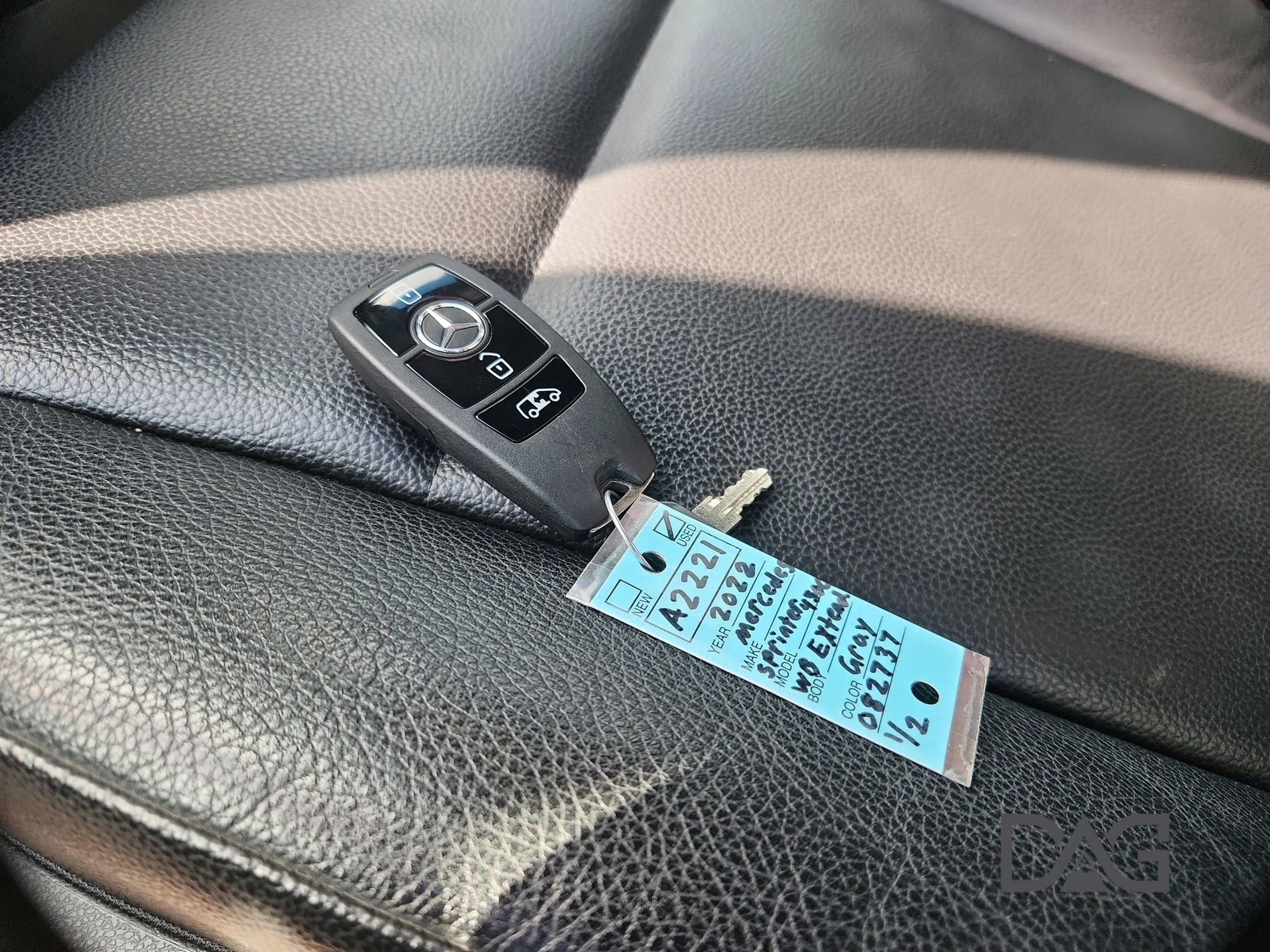 Used 2022 Mercedes-Benz Sprinter 4500 w/ Parking Package image 33