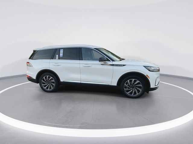 New 2026 Lincoln Aviator AWD image 9