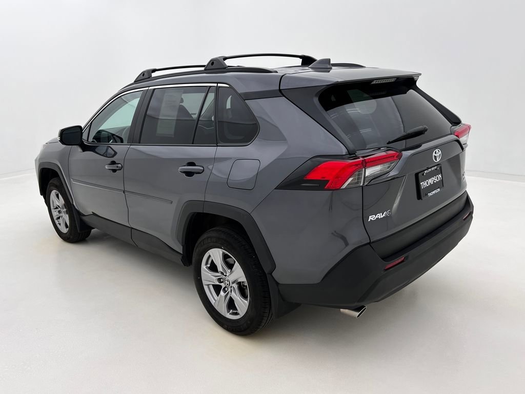Used 2025 Toyota RAV4 XLE w/ Convenience Package image 9