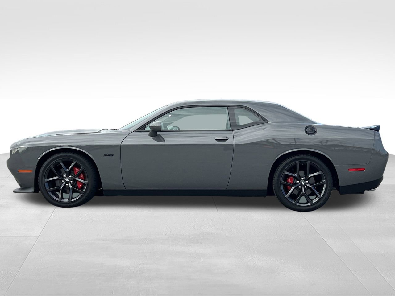 Used 2023 Dodge Challenger R/T w/ Blacktop Package image 24