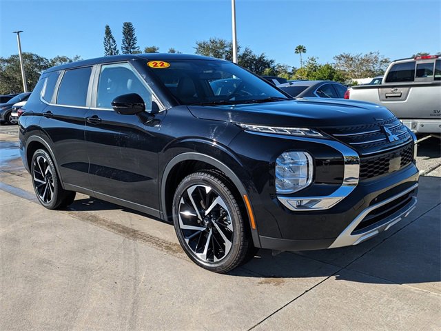 Used 2022 Mitsubishi Outlander SE
