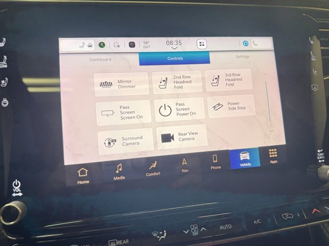 Used 2023 Jeep Wagoneer Series III w/ Premium Group I image 21