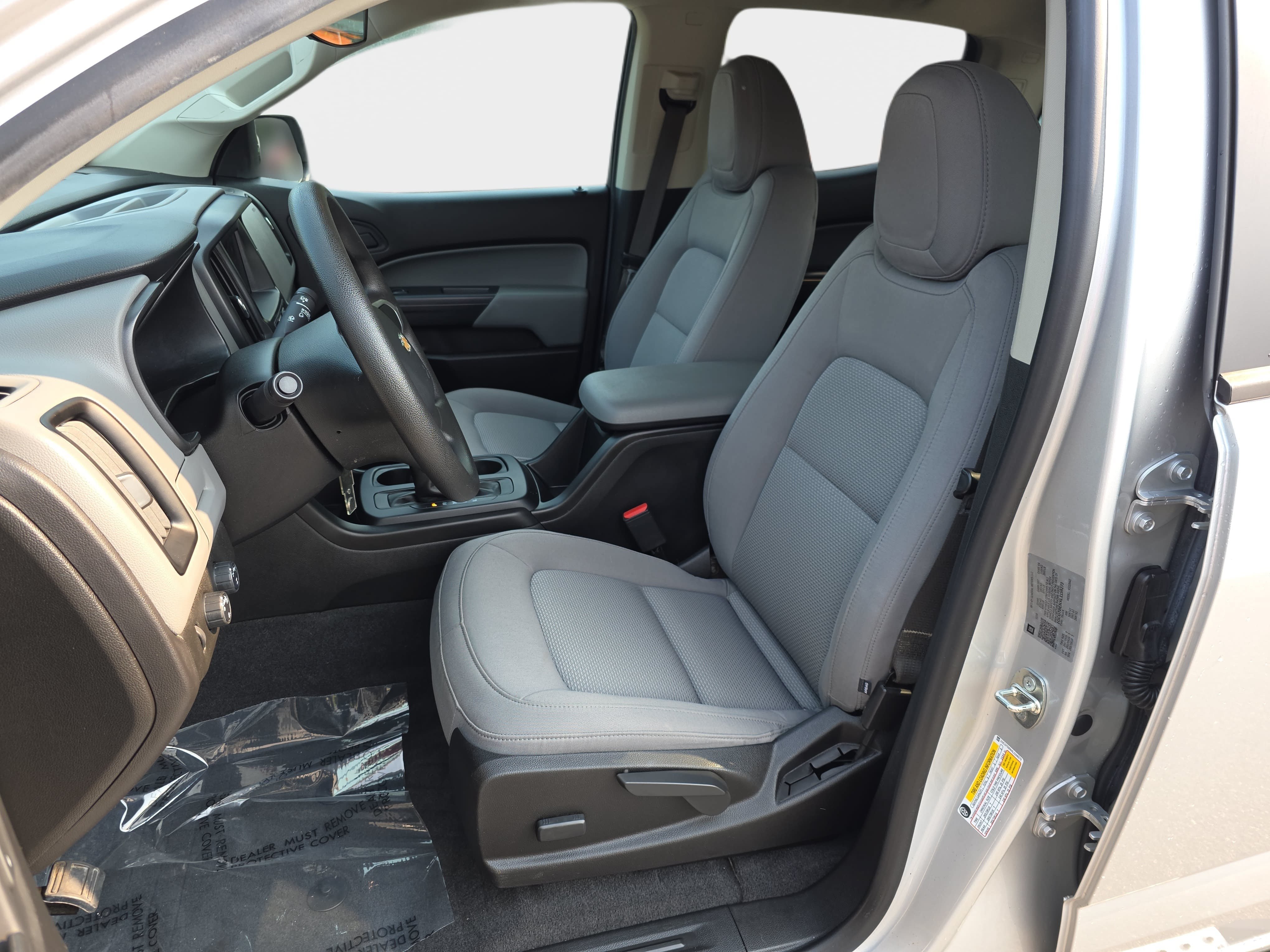 Used 2020 Chevrolet Colorado W/T w/ WT Convenience Package AWD/4WD image 12