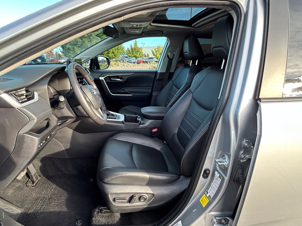 Used 2025 Toyota RAV4 XLE Premium w/ Weather Package FWD image 13
