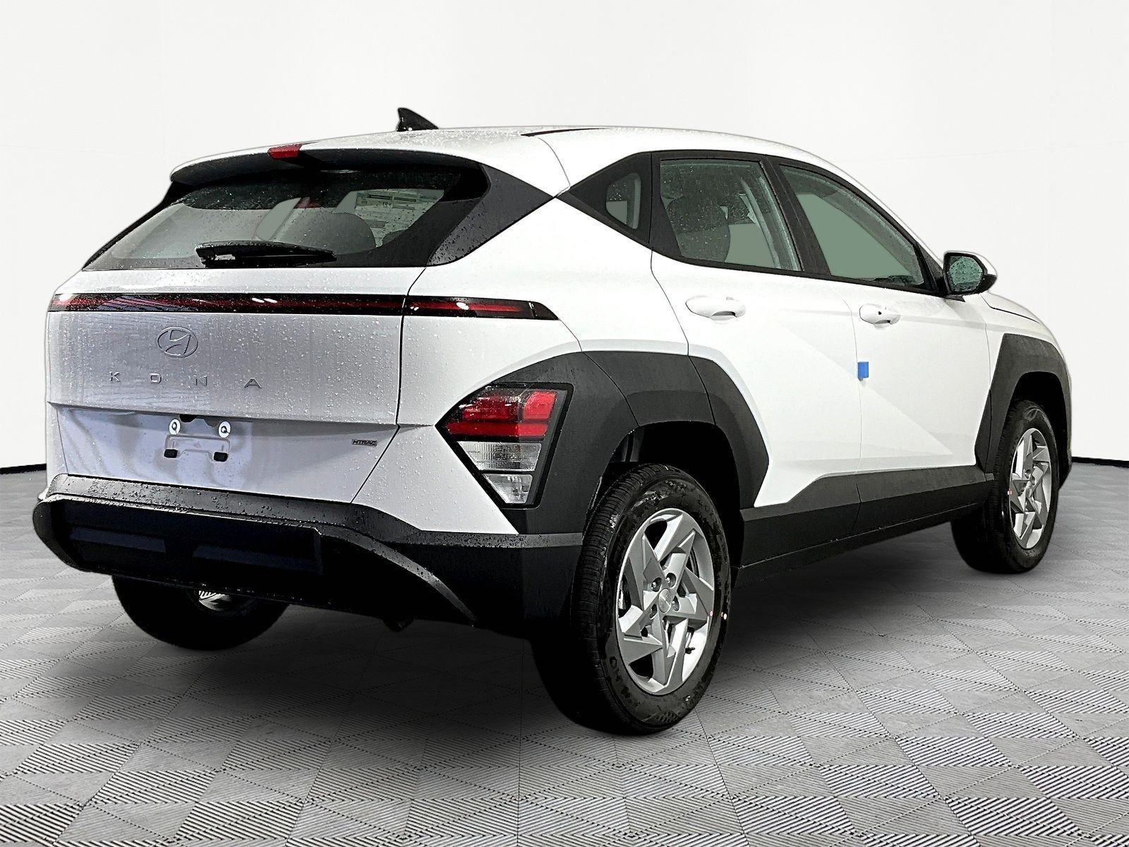 New 2027 Hyundai Kona SE AWD/4WD image 7