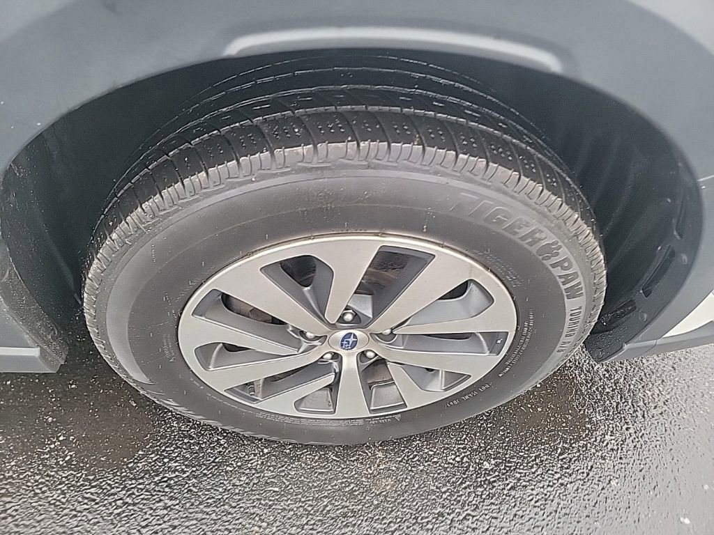 Used 2023 Subaru Outback Premium image 15