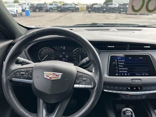 Used 2023 Cadillac XT4 Premium Luxury w/ Cold Weather Package AWD/4WD image 9