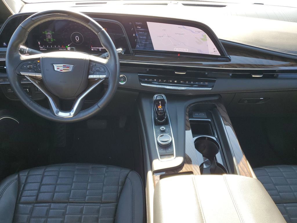 Used 2023 Cadillac Escalade Sport Platinum w/ Heavy-Duty Trailer Package image 24