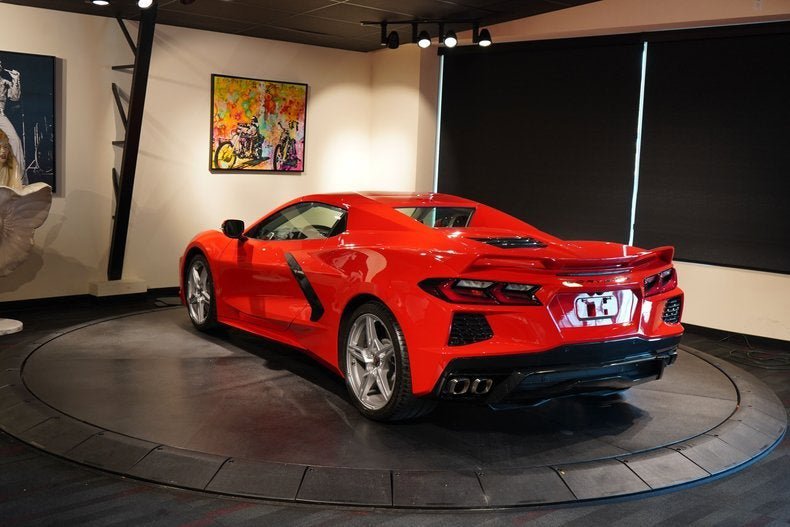 Used 2023 Chevrolet Corvette Stingray Premium Conv w/ Z51 Performance Package RWD image 7