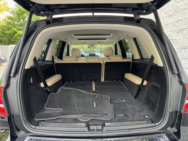 Used 2017 Mercedes-Benz GLS 450 4MATIC w/ Premium Package image 10