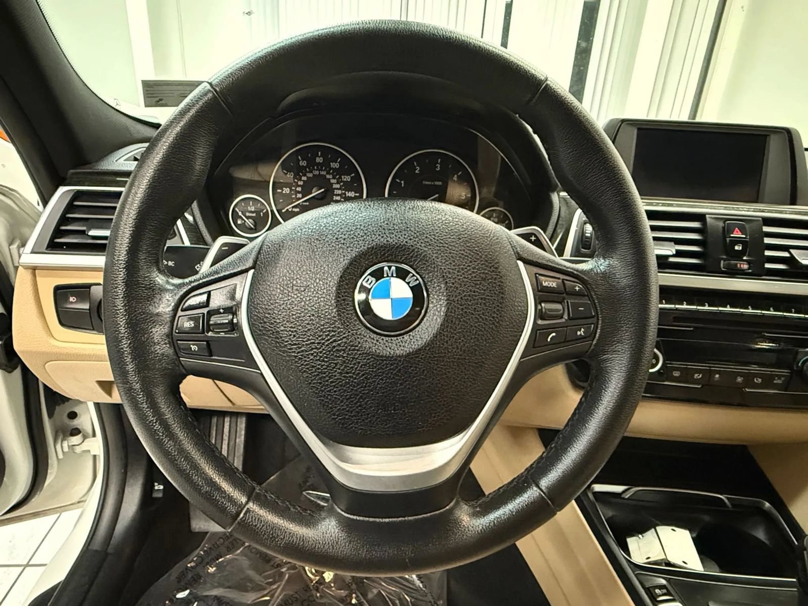 Used 2018 BMW 328d xDrive Sedan AWD/4WD image 27