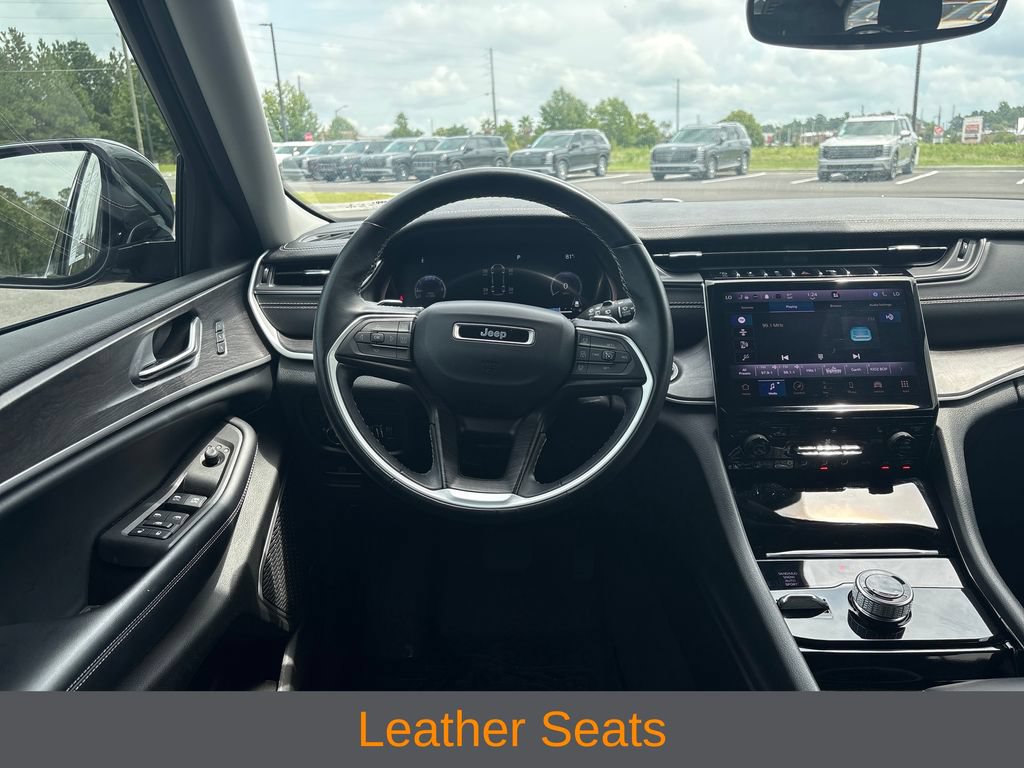 Used 2022 Jeep Grand Cherokee L Limited AWD/4WD image 8