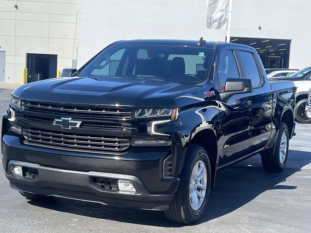 Used 2021 Chevrolet Silverado 1500 RST image 3