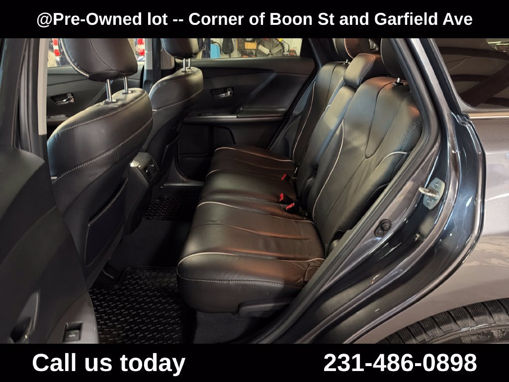 Used 2015 Toyota Venza AWD image 26