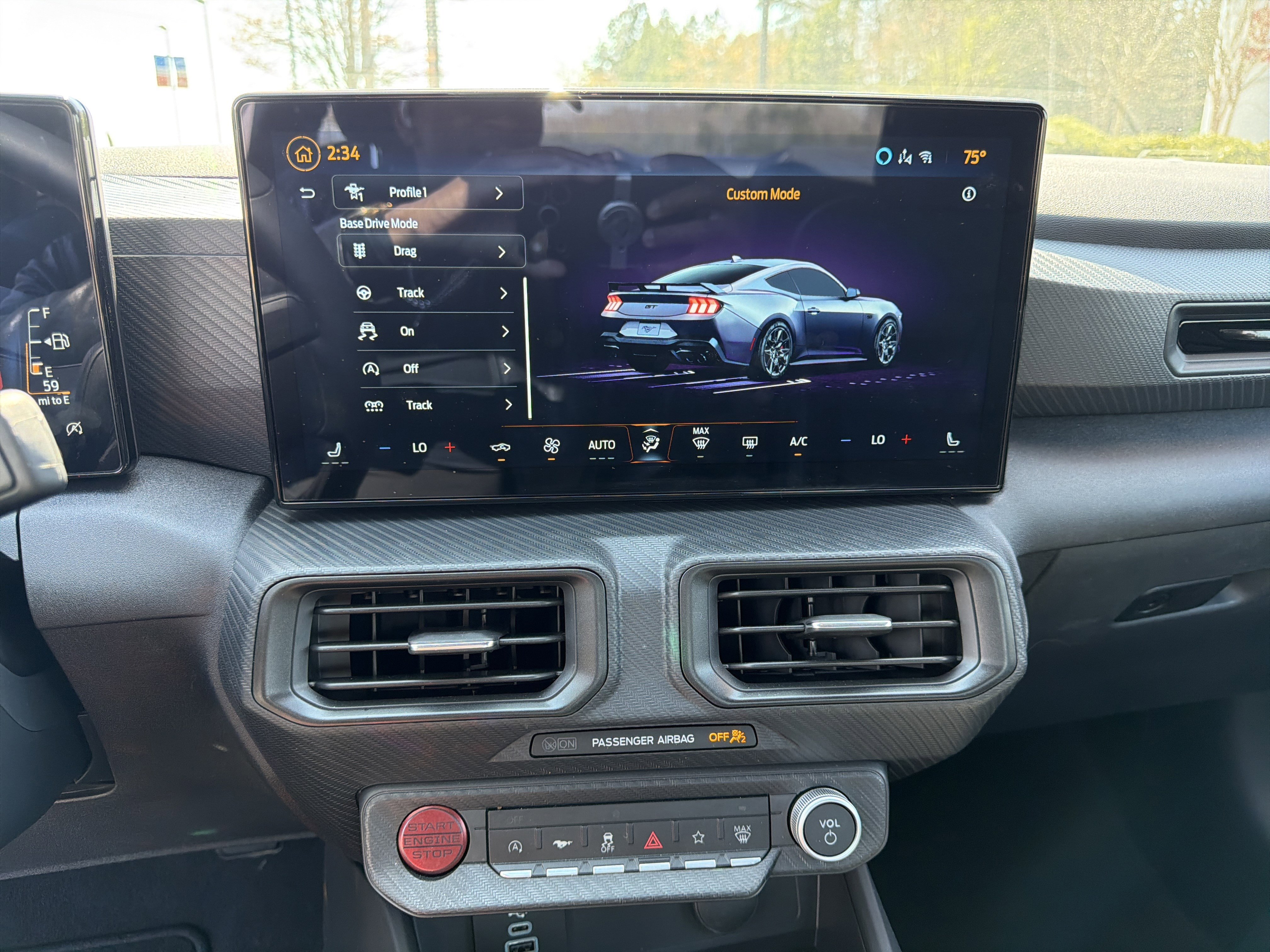 Used 2025 Ford Mustang Coupe image 23