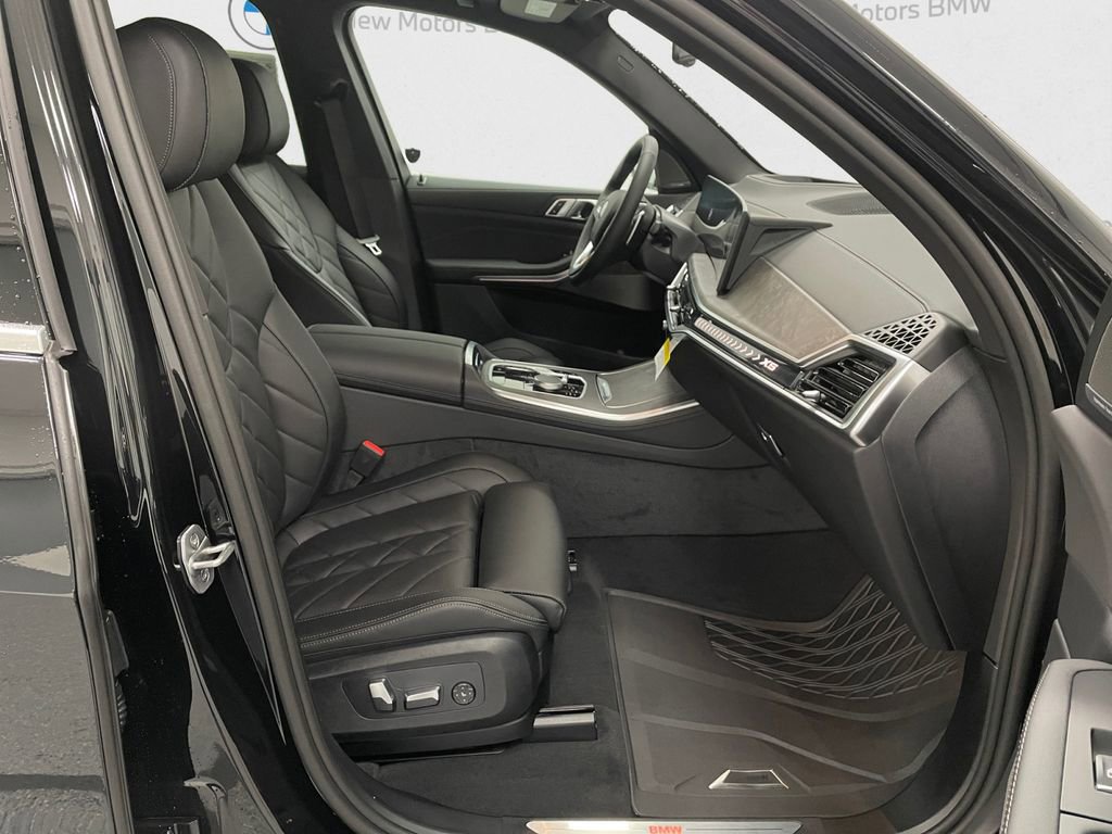 New 2026 BMW X5 xDrive40i w/ Premium Package AWD/4WD image 13