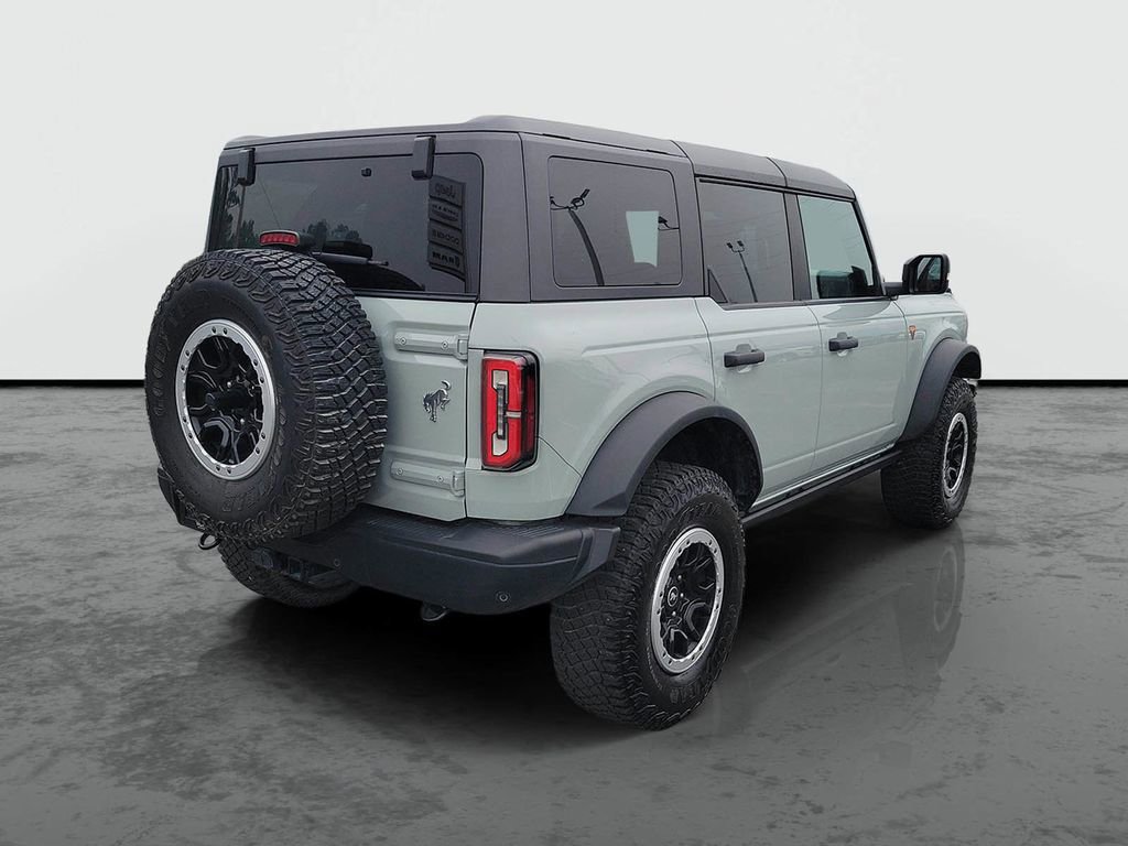 Used 2024 Ford Bronco Badlands AWD/4WD image 2
