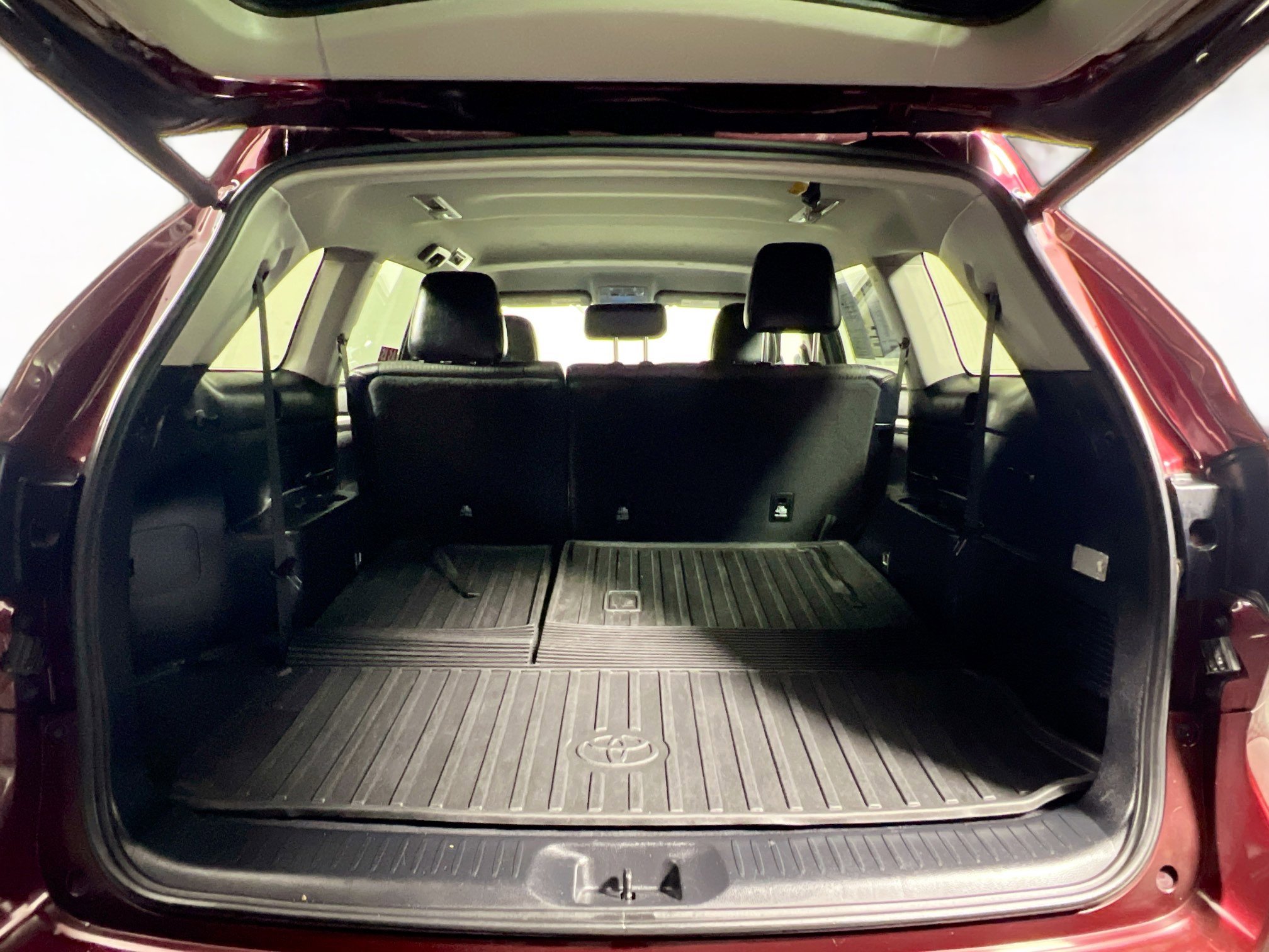 Used 2017 Toyota Highlander Plus image 33