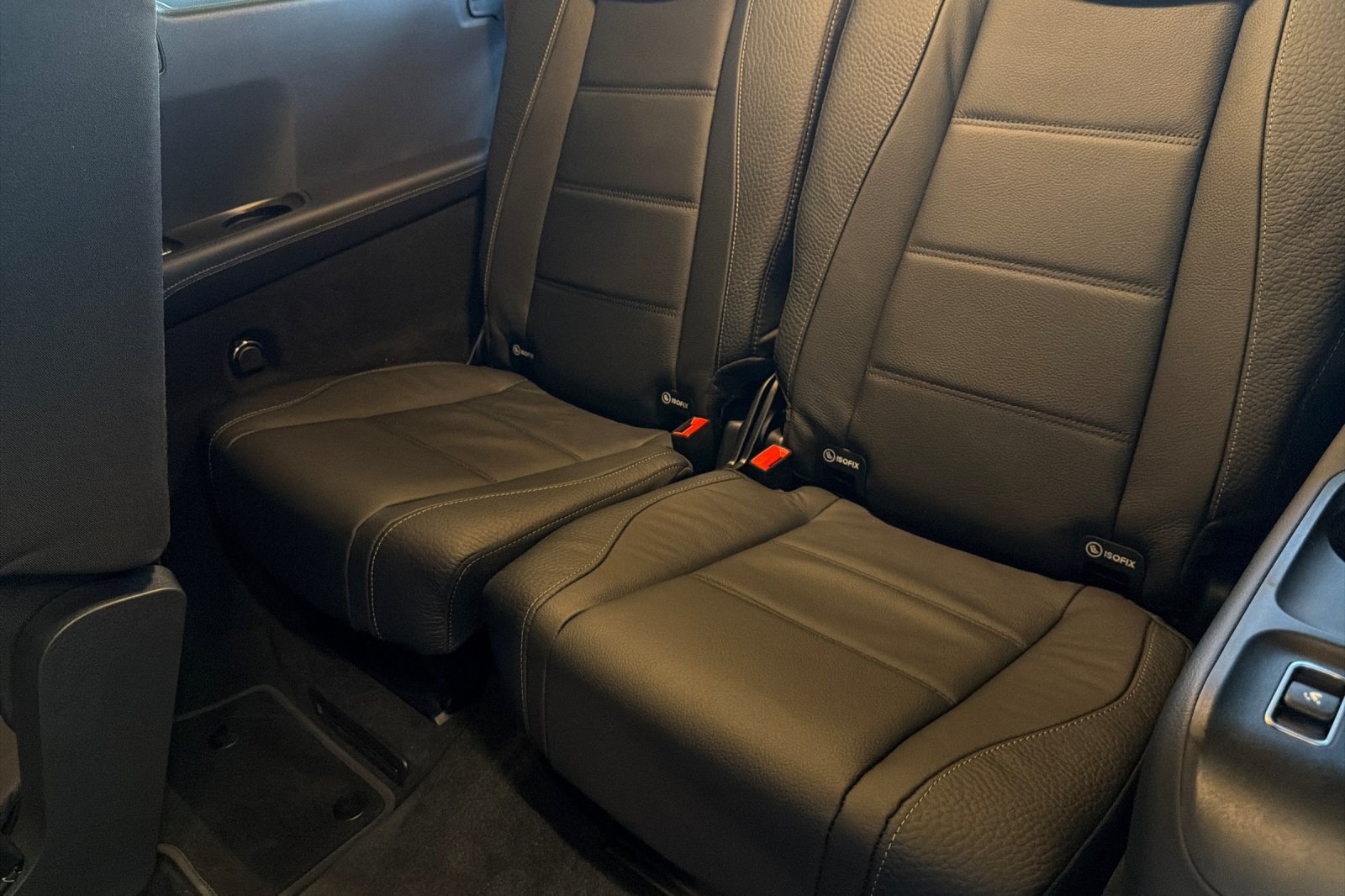 New 2025 Mercedes-Benz GLS 580 4MATIC image 14