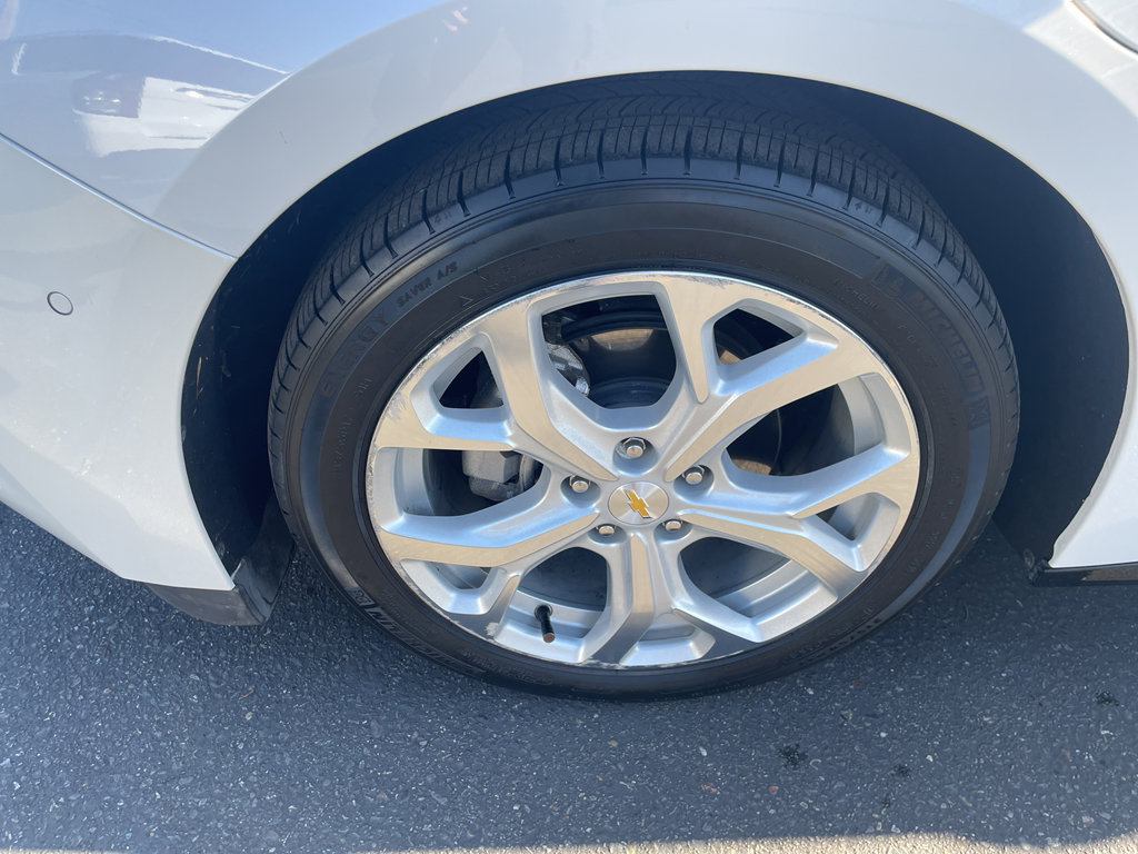 Used 2017 Chevrolet Volt Premier w/ Driver Confidence II Package image 13
