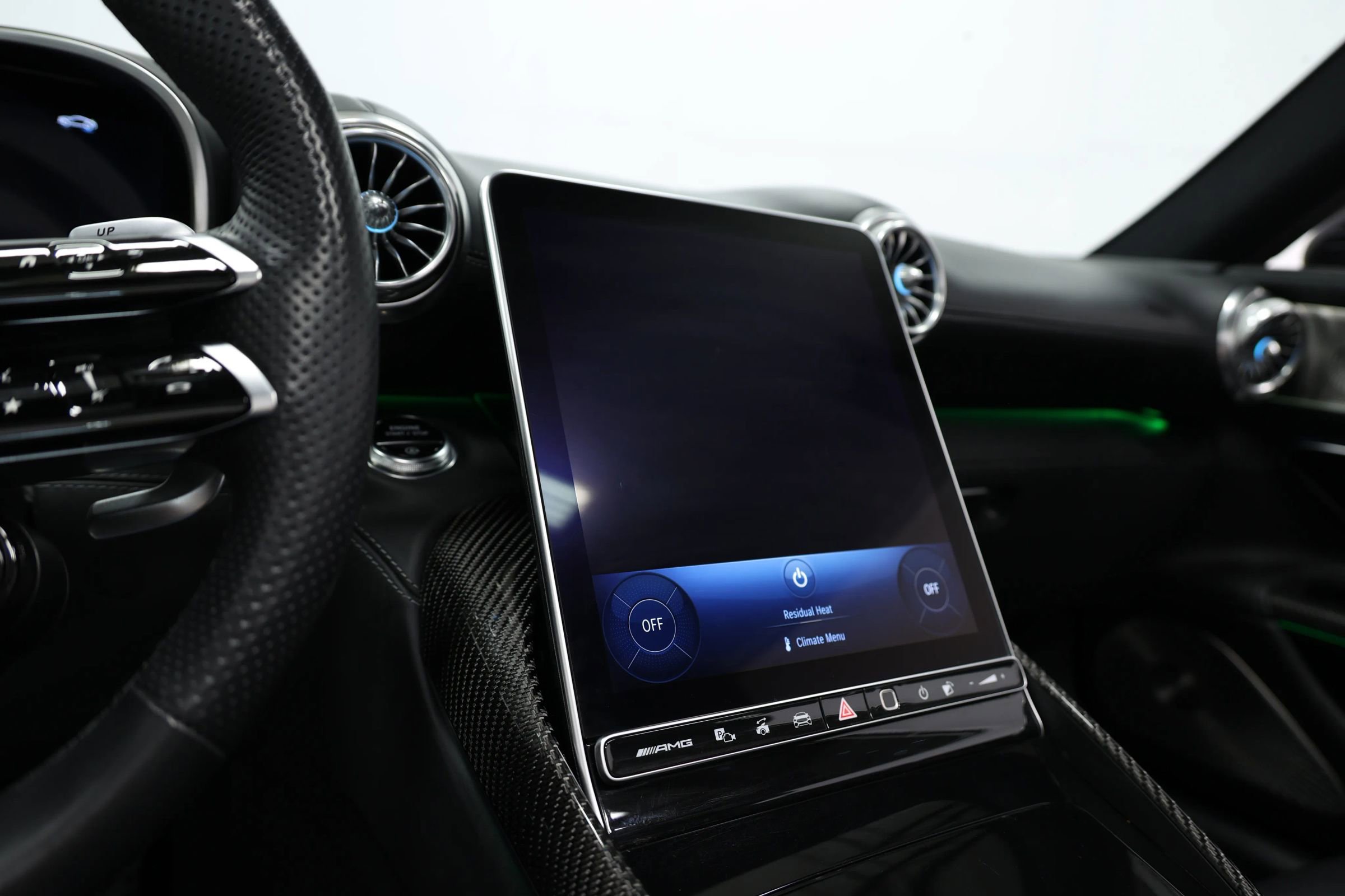 Used 2022 Mercedes-Benz SL 63 AMG 4MATIC image 36