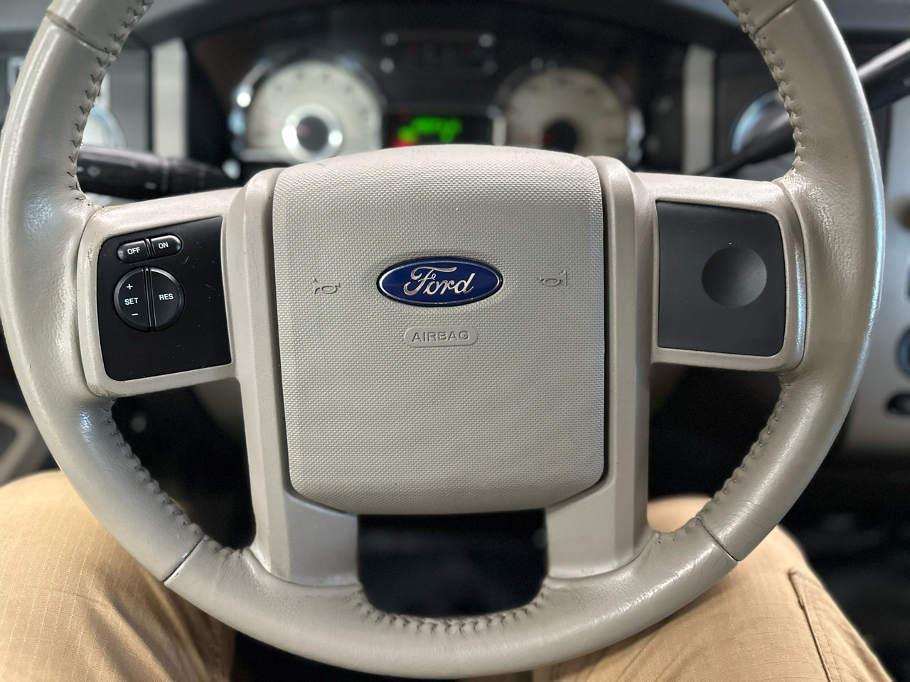 Used 2011 Ford Expedition XL w/ Fleet Convenience Pkg image 19