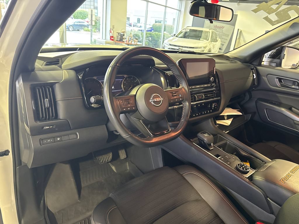 Used 2024 Nissan Pathfinder Rock Creek AWD/4WD image 17