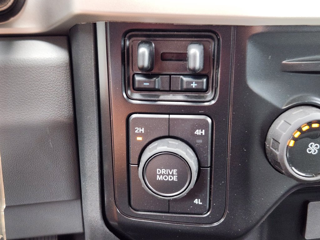 New 2026 Ford F350 XLT AWD/4WD image 25