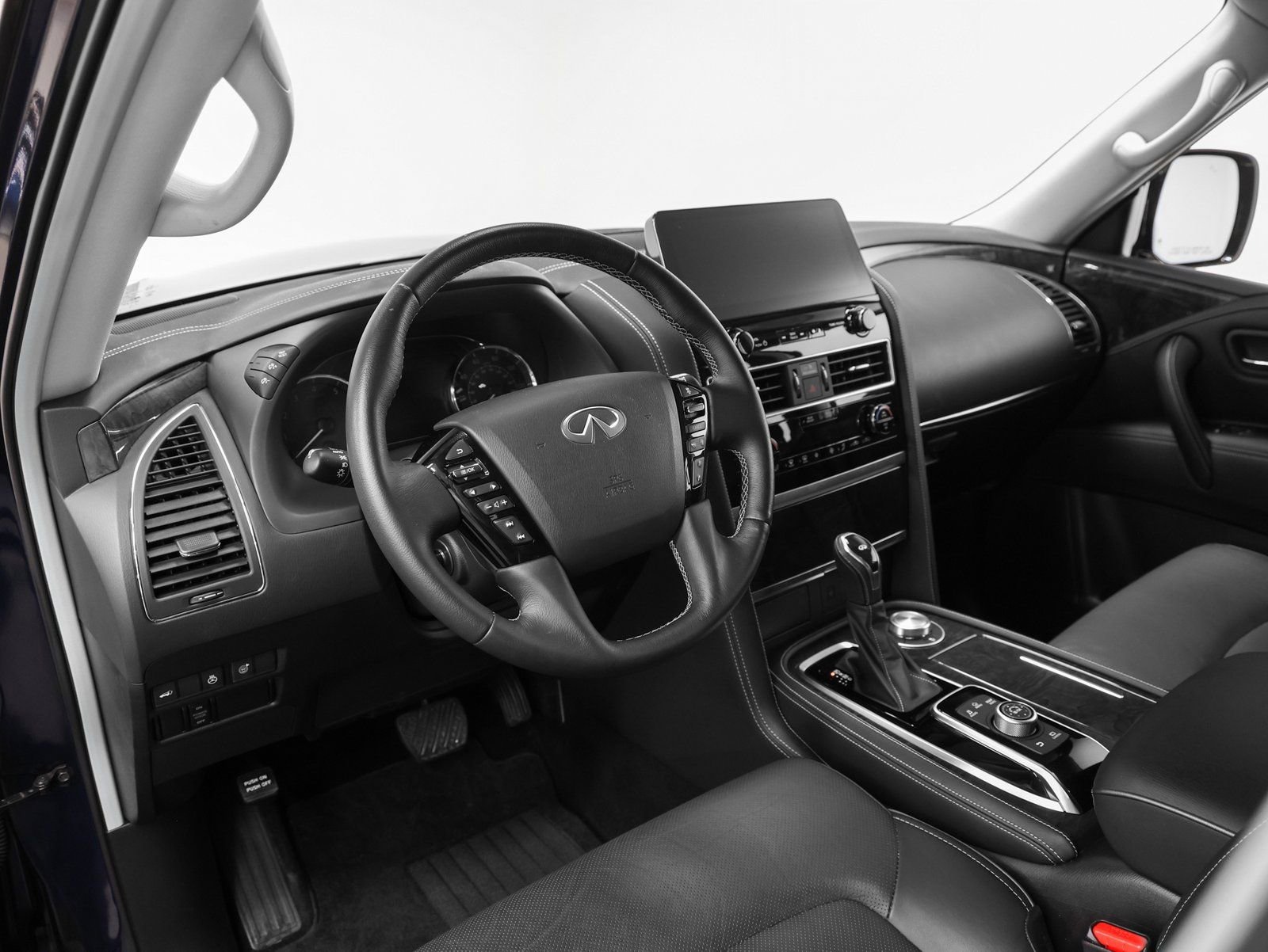 Used 2024 INFINITI QX80 Luxe w/ Cargo Package image 55