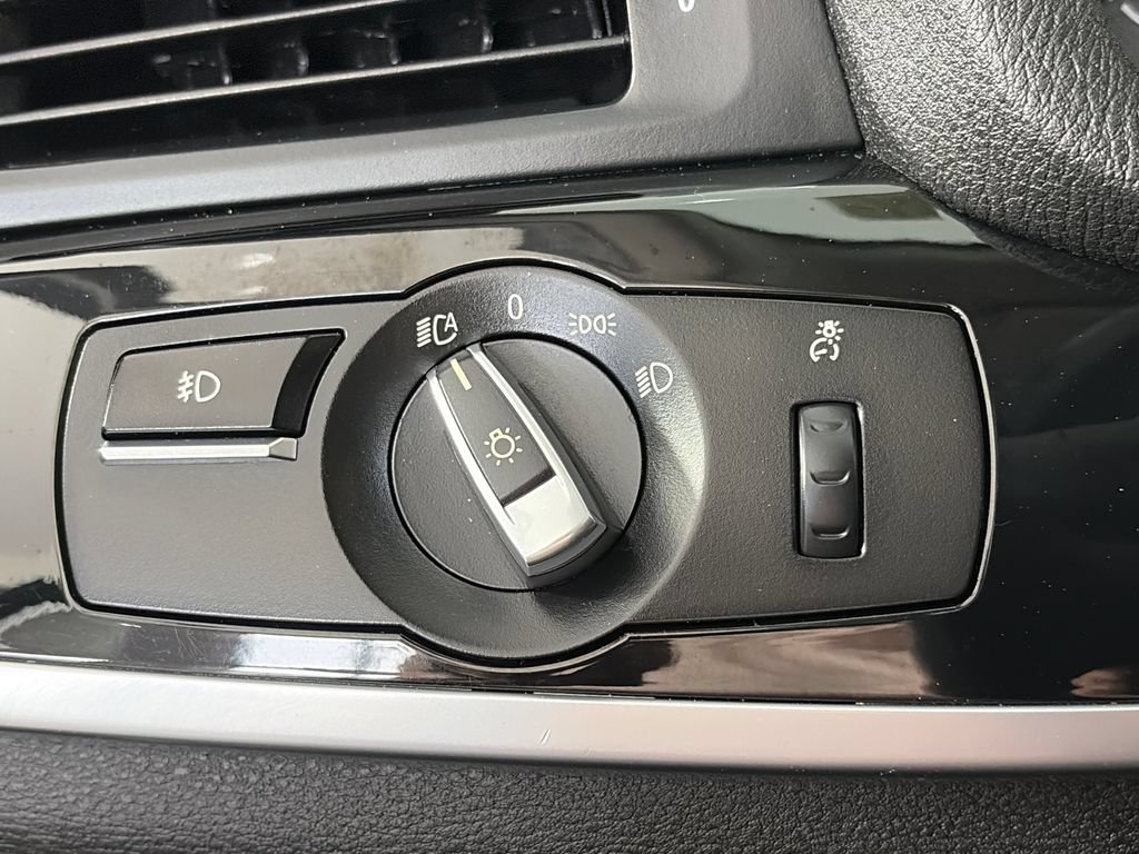 Used 2016 BMW X3 xDrive28i AWD/4WD image 24