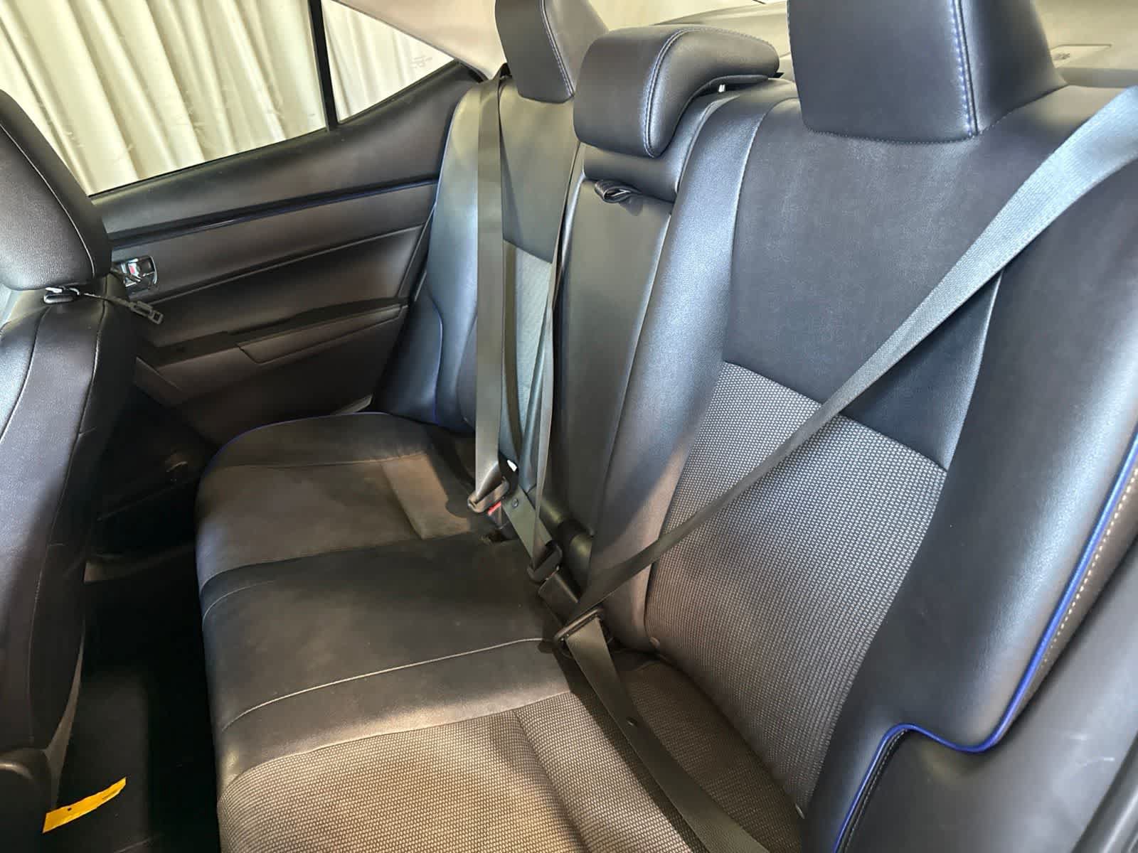 Used 2019 Toyota Corolla SE FWD image 16