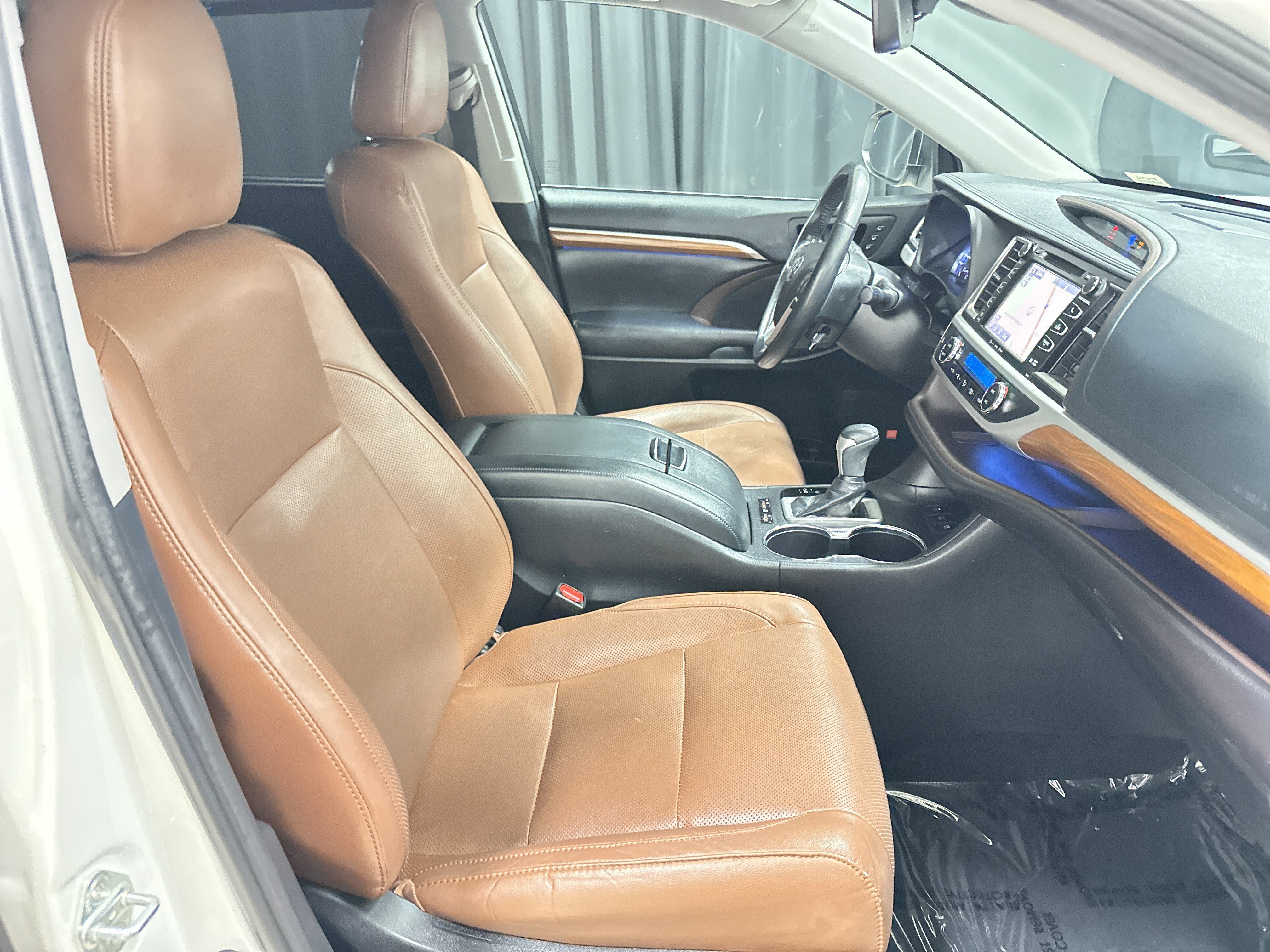 Used 2019 Toyota Highlander Limited Platinum AWD/4WD image 34