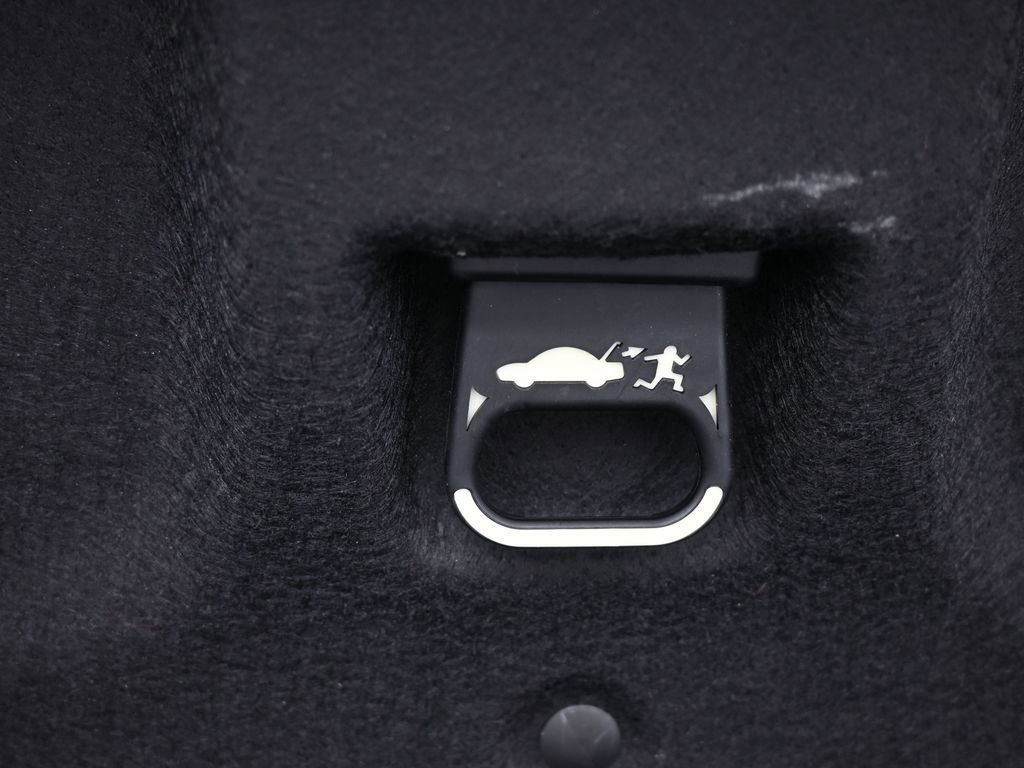 Used 2023 Chevrolet Camaro LT image 38